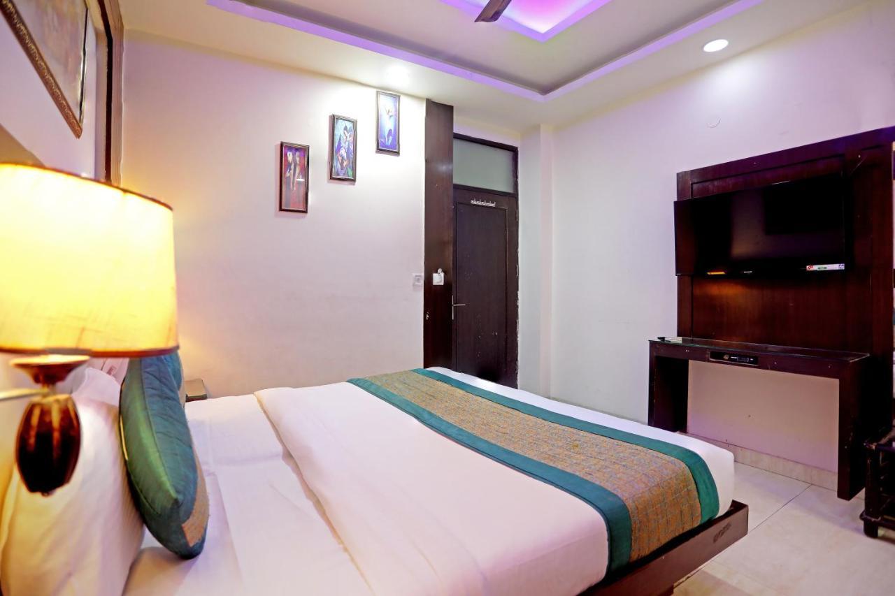 Hotel Tashkent Palace - Near New Delhi Railway Station Exterior foto