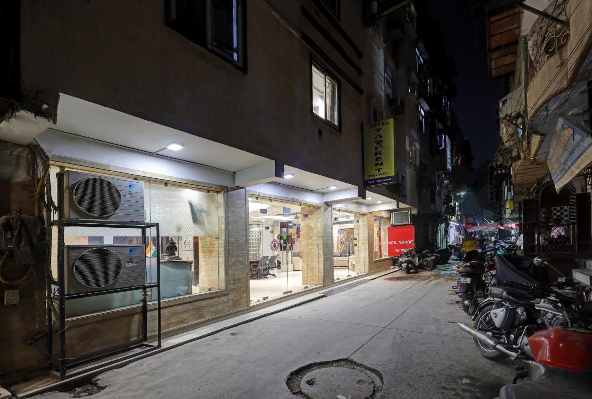 Hotel Tashkent Palace - Near New Delhi Railway Station Exterior foto