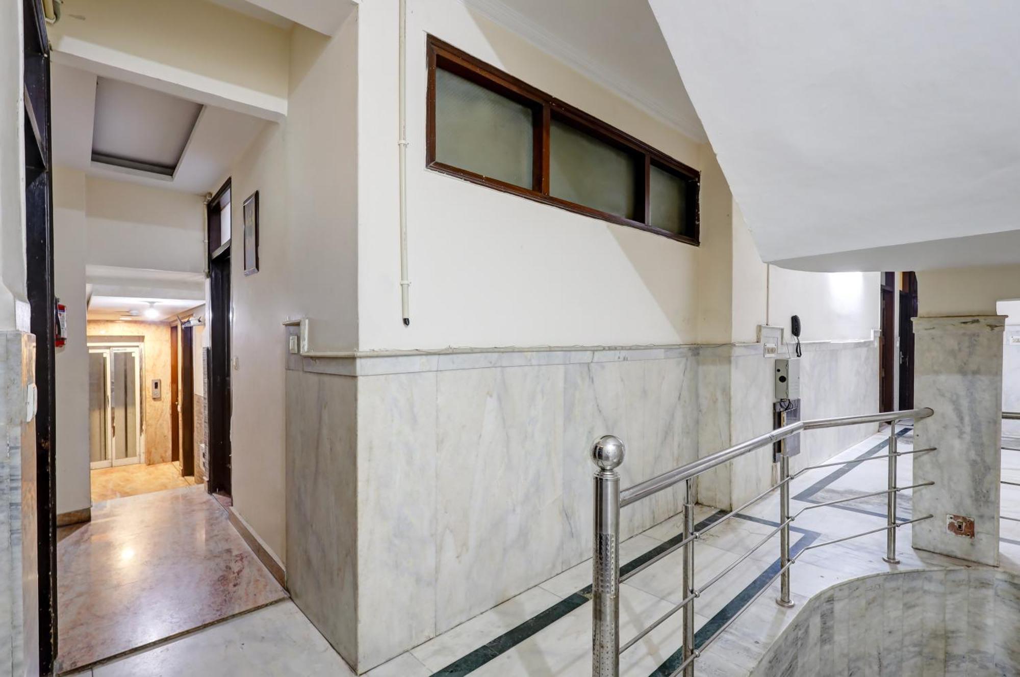 Hotel Tashkent Palace - Near New Delhi Railway Station Exterior foto