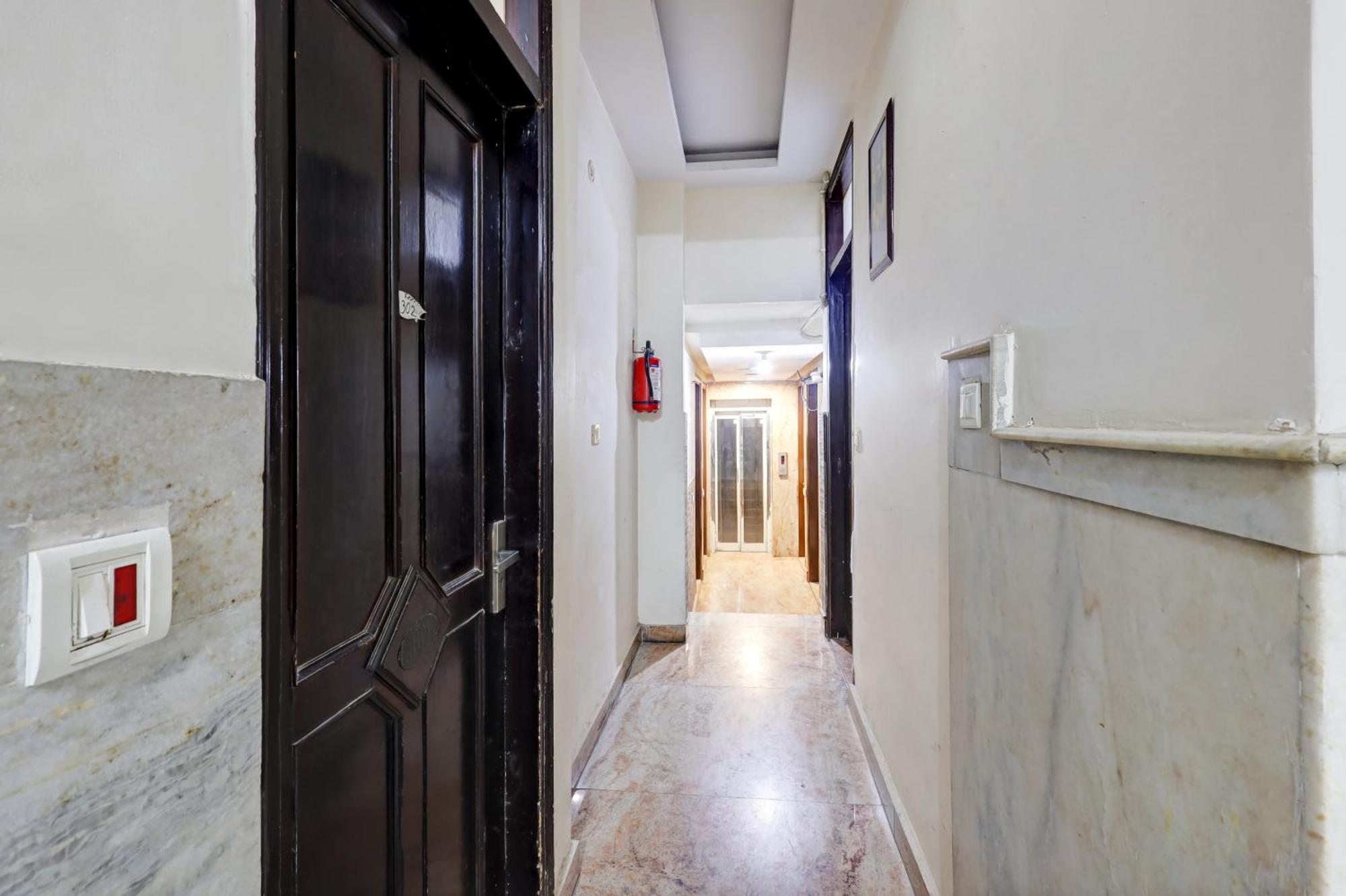 Hotel Tashkent Palace - Near New Delhi Railway Station Exterior foto