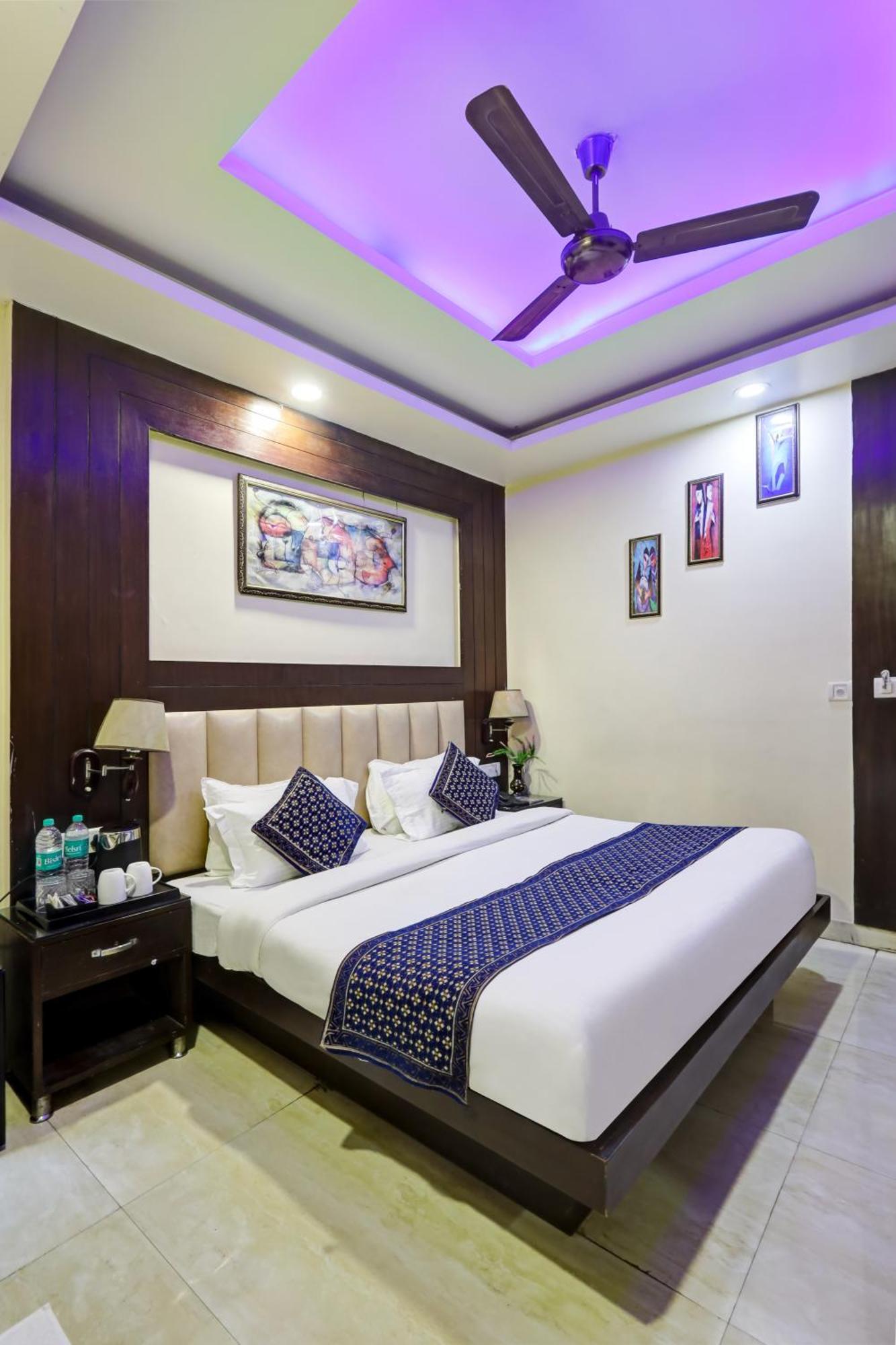 Hotel Tashkent Palace - Near New Delhi Railway Station Exterior foto