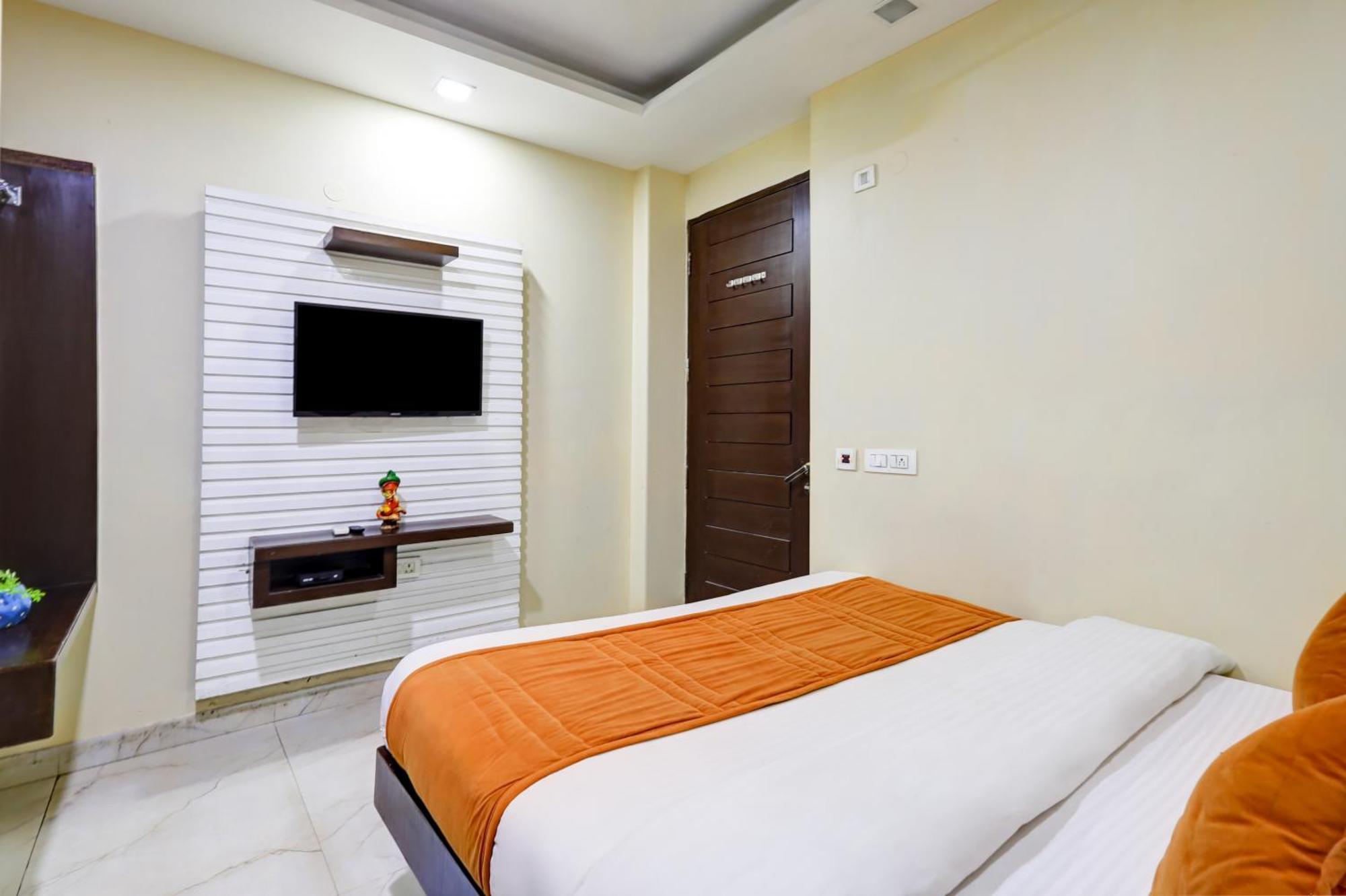Hotel Tashkent Palace - Near New Delhi Railway Station Exterior foto